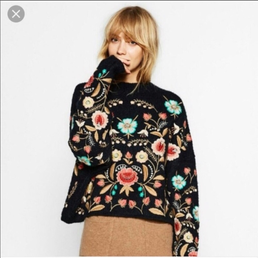 Zara floral embroidered sweater in s